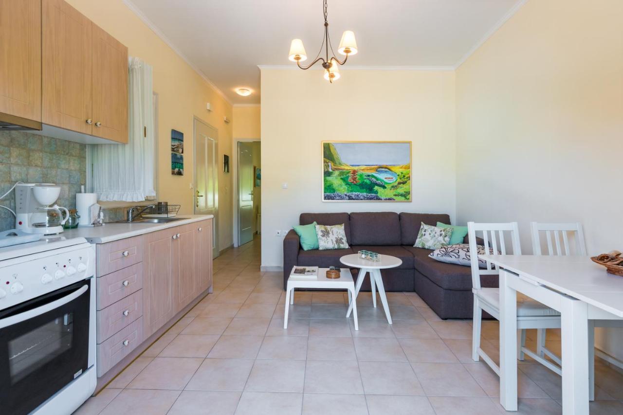 Apartamento Avelia Blue Asprogerakata Exterior foto