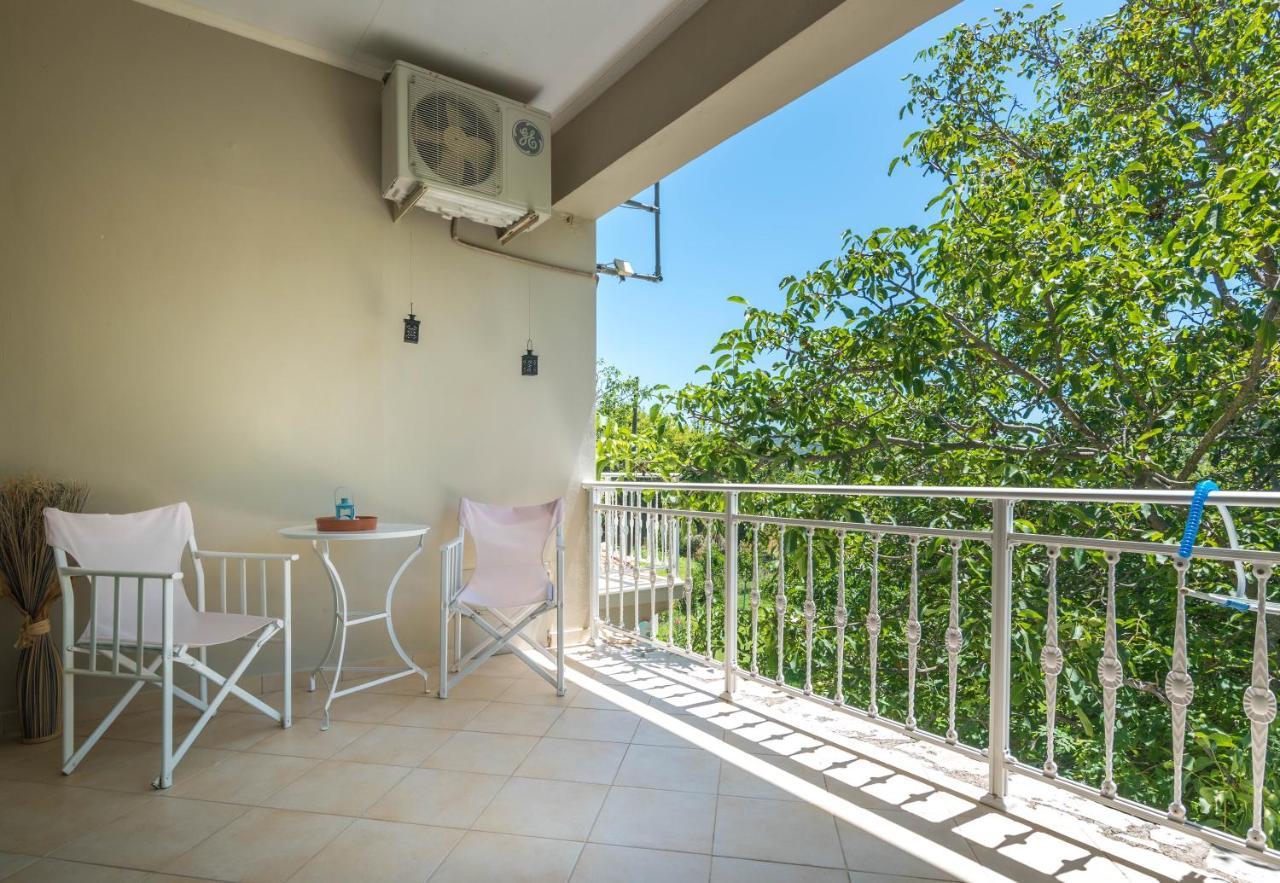 Apartamento Avelia Blue Asprogerakata Exterior foto